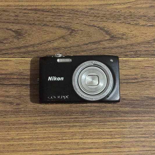 Nikkon Coolpix s2700